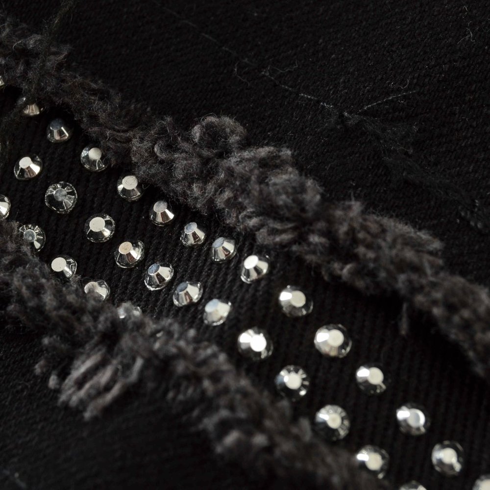 AMIRI Fashionable Riveted Ripped Jeans - Picture 10 of 14